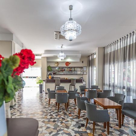 Hotel Haway Rimini Luaran gambar