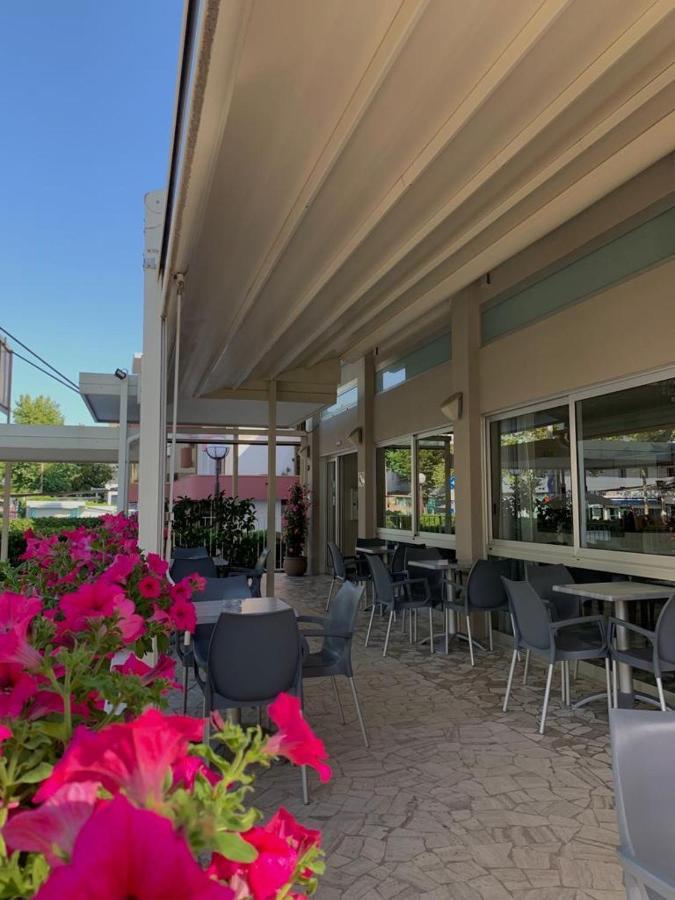 Hotel Haway Rimini Luaran gambar