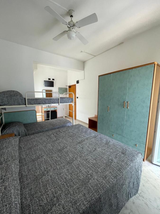 Hotel Haway Rimini Luaran gambar
