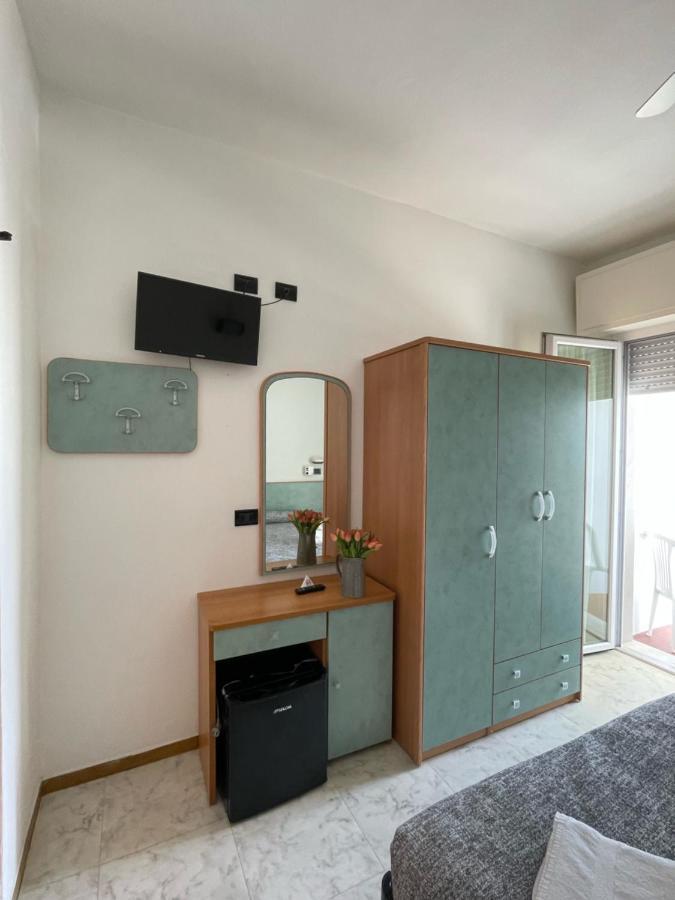 Hotel Haway Rimini Luaran gambar